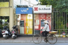 Giá cả tăng cao, sao CPI vẫn dậm chân tại chỗ?