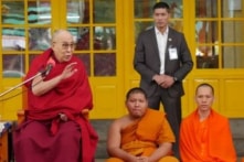 Đạt Lai Lạt Ma: Bài học bi thảm “một quốc gia, hai chế độ” của Tây Tạng
