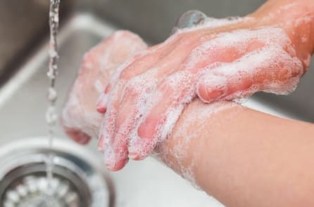 Ai cũng biết cần rửa tay ngừa bệnh, nhưng 95% chúng ta rửa quá sơ sài