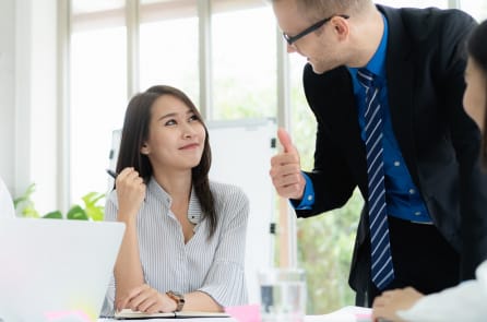 3 bí quyết giúp bạn có được những mối quan hệ tốt nơi công sở